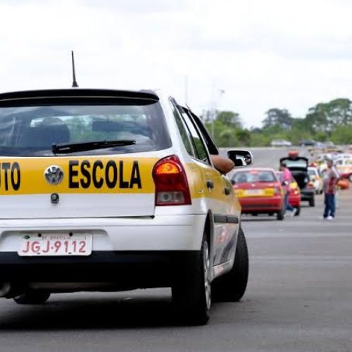 FIM DAS AUTO ESCOLAS